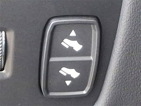 Used 2023 Jeep Grand Wagoneer Series II w/ Quick Order Packagew 28T image 26