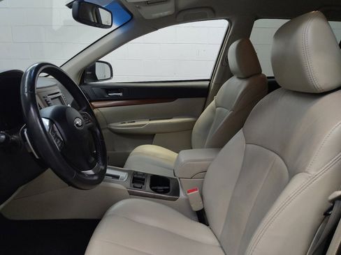 Used 2014 Subaru Outback 2.5i Limited AWD/4WD image 17
