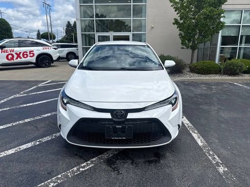 Used 2020 Toyota Corolla LE FWD image 12