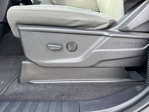 Used 2023 Ford F150 XLT w/ XTR Package image 24