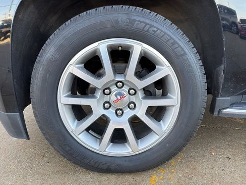 Used 2020 GMC Yukon XL Denali image 9