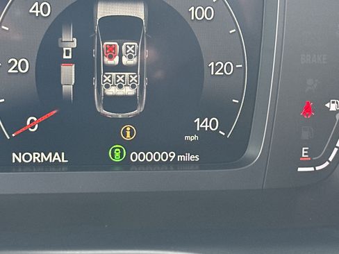 New 2025 Acura ADX A-Spec image 16