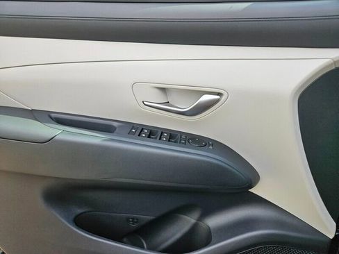 New 2026 Hyundai Tucson SE image 11