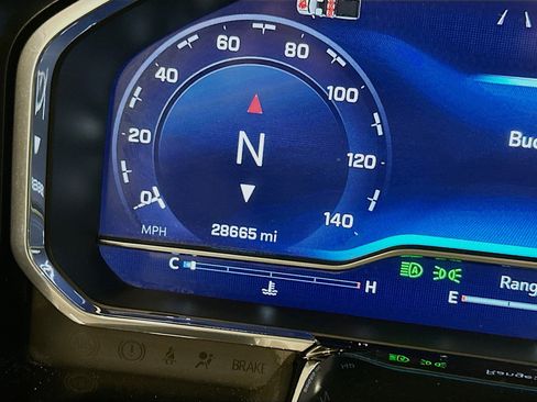 Used 2025 Chevrolet Silverado 1500 LT image 19