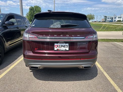 Used 2020 Lincoln Nautilus Reserve w/ Equipment Group 201A AWD/4WD image 14