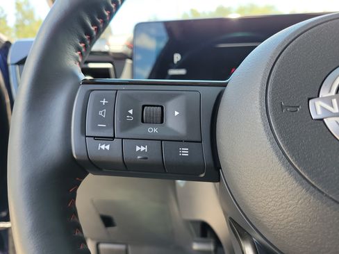 Certified 2025 Nissan Kicks SR w/ SR Premium Package FWD image 23