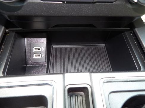 Used 2020 Ford F150 XLT AWD/4WD image 29