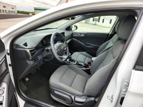 Used 2020 Hyundai Ioniq Blue image 18