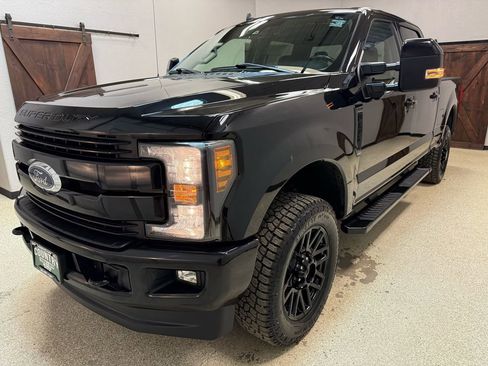 Used 2019 Ford F250 Lariat image 4