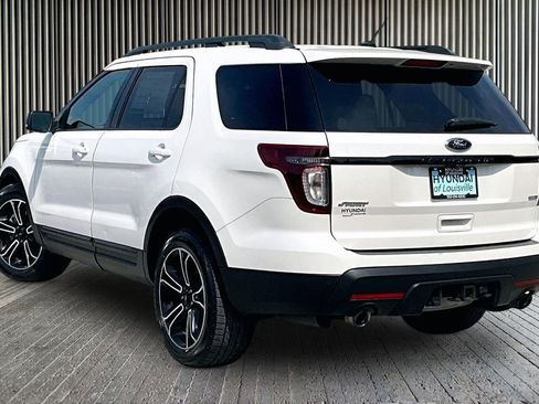 Used 2015 Ford Explorer Sport w/ Equipment Group 401A AWD/4WD image 3