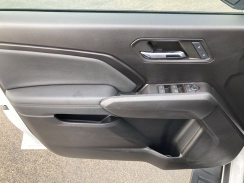 Certified 2024 Chevrolet Colorado LT w/ LT Convenience Package II image 12