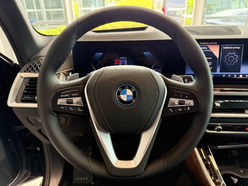 New 2026 BMW X5 xDrive50e AWD/4WD image 9