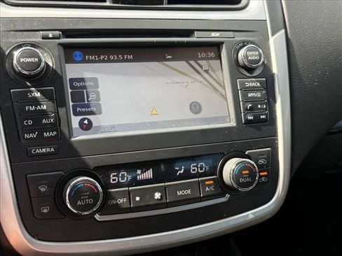 Used 2016 Nissan Altima 2.5 SL w/ 2.5 Technology w/LED Package FWD image 12