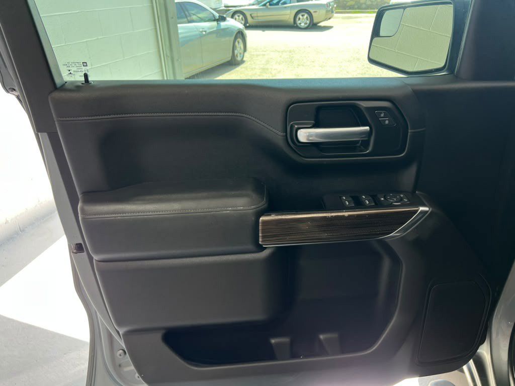 Used 2020 Chevrolet Silverado 1500 RST w/ All-Star Edition RWD image 11