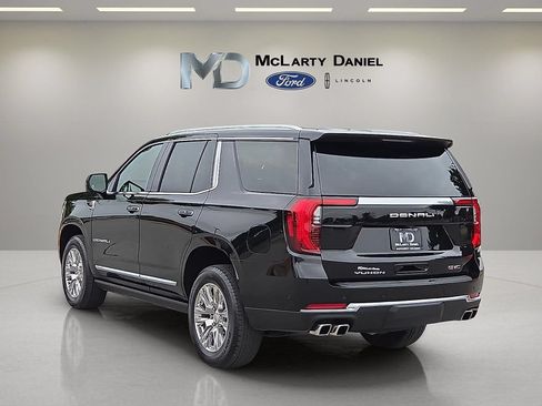 Used 2025 GMC Yukon Denali w/ Sun & Power Step Package AWD/4WD image 4