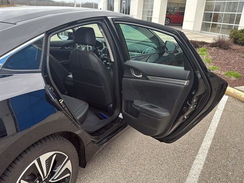 Used 2016 Honda Civic EX-L image 17