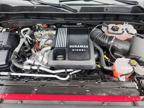 Used 2025 GMC Sierra 1500 AT4 w/ AT4 Premium Package image 13