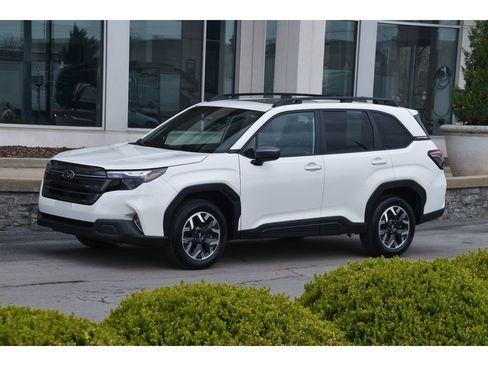 Used 2026 Subaru Forester Premium AWD/4WD image 8