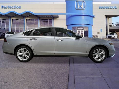 New 2026 Honda Accord LX image 7