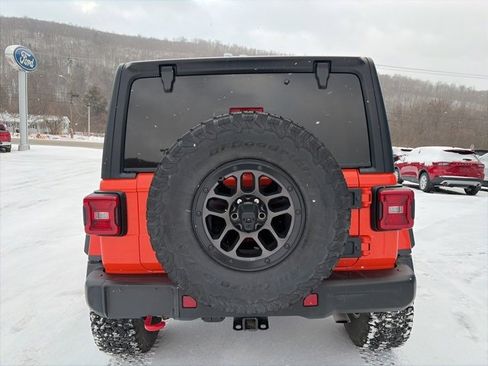 Used 2023 Jeep Wrangler Unlimited Rubicon w/ Xtreme 35 Tire Package image 8