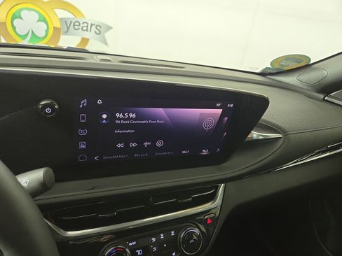 Used 2024 Buick Envista Sport Touring w/ Convenience I Package image 18