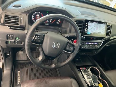 Used 2024 Honda Ridgeline Black Edition image 8