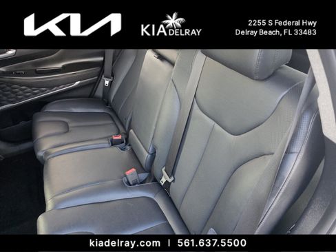 Used 2020 Hyundai Santa Fe Limited image 15
