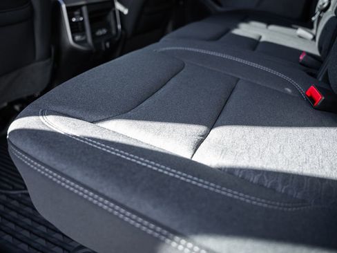 New 2026 RAM 1500 4x4 Crew Cab image 34