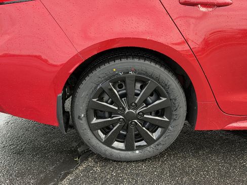 Certified 2021 Toyota Corolla LE image 11