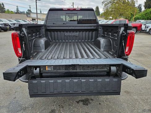 New 2026 GMC Sierra 1500 AT4 w/ AT4 Premium Package AWD/4WD image 11