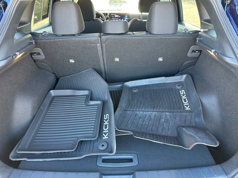 Used 2026 Nissan Kicks SV image 18