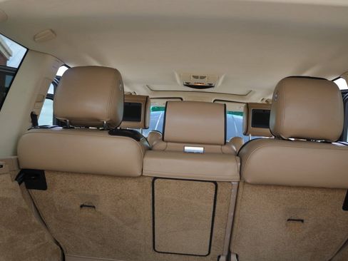 Used 2012 Land Rover Range Rover Supercharged AWD/4WD image 40