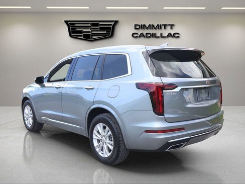 Used 2023 Cadillac XT6 Luxury FWD image 3