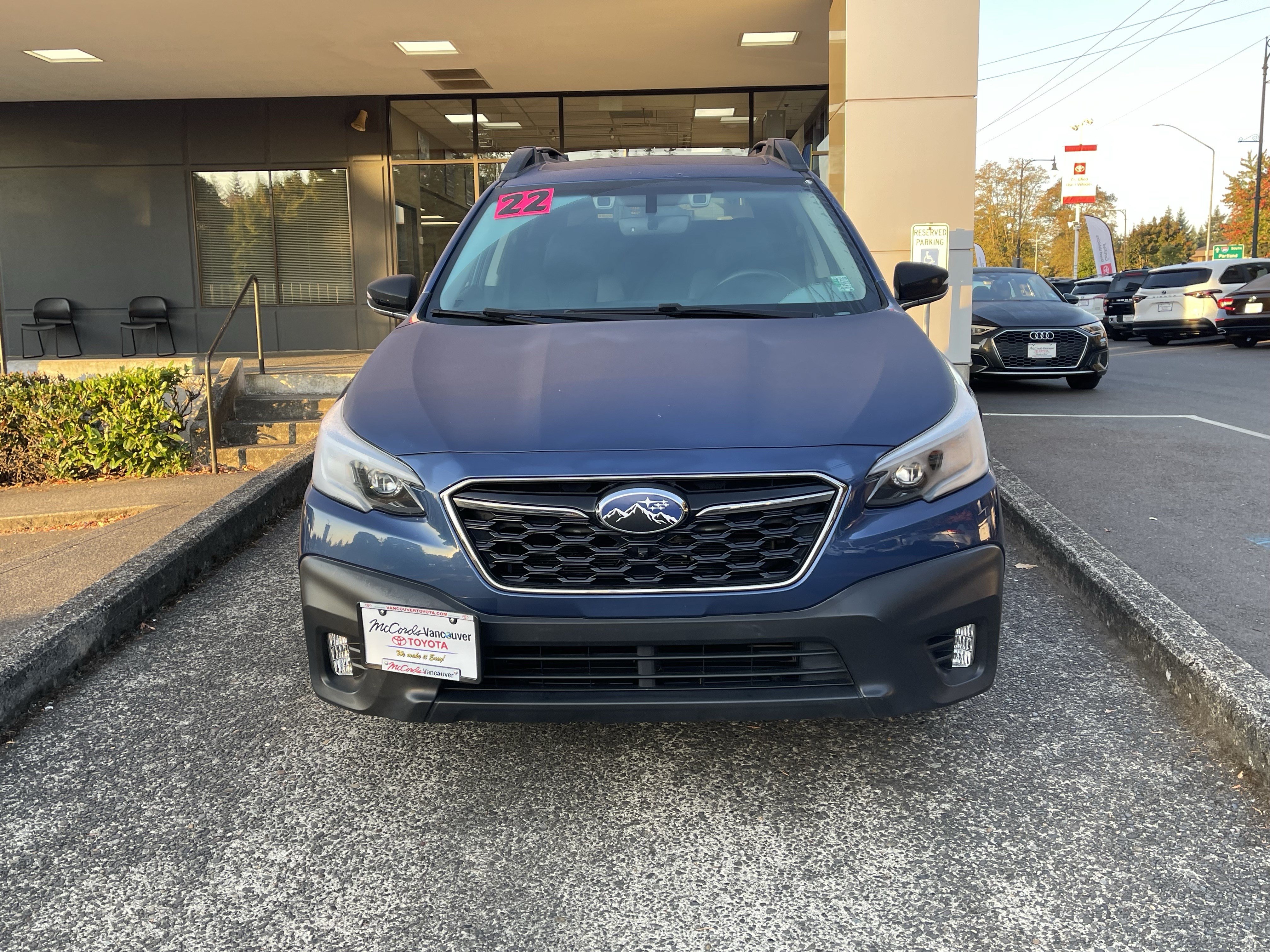 Used 2022 Subaru Outback Onyx Edition XT w/ Popular Package #2 AWD/4WD image 2