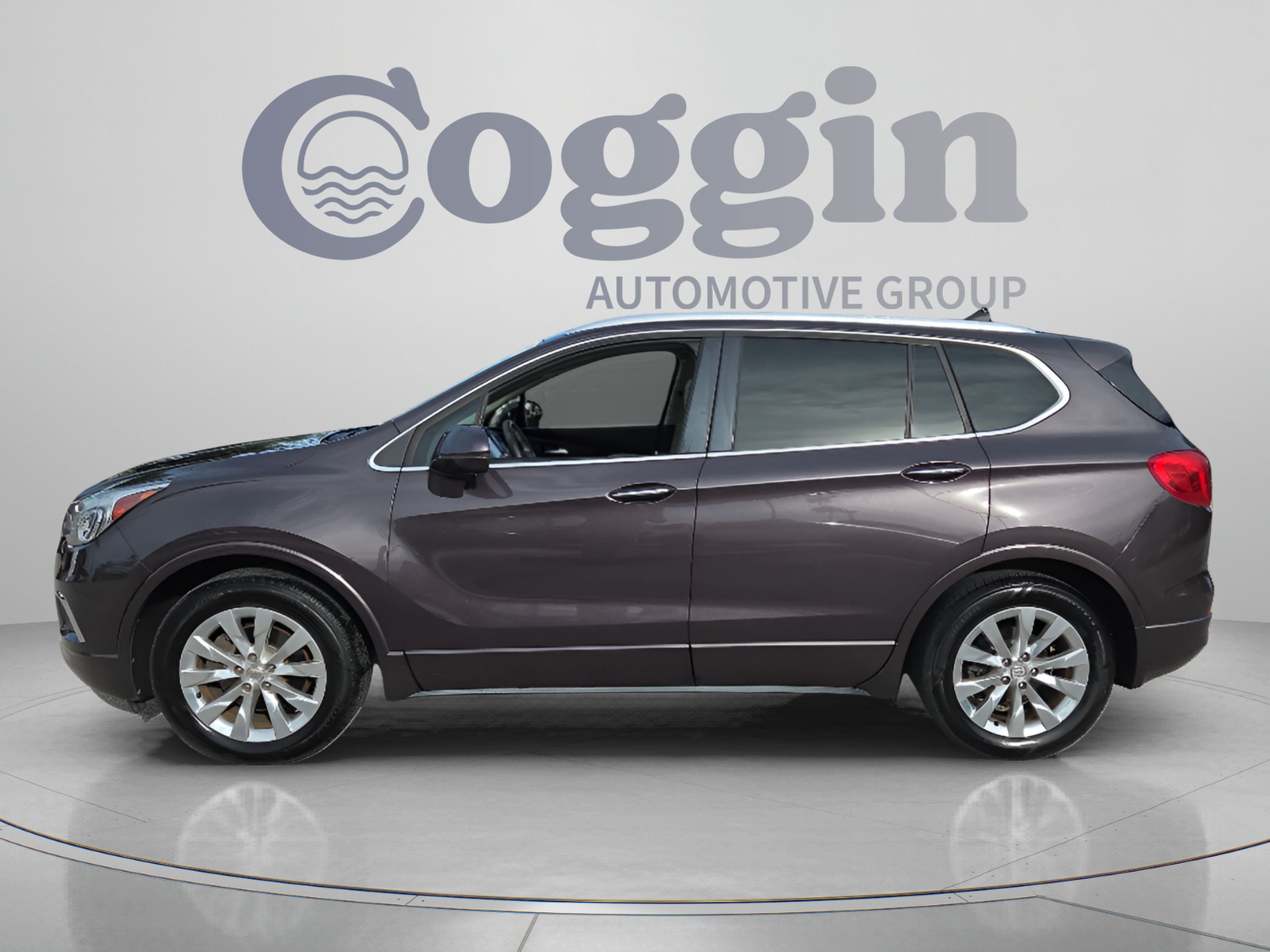 Used 2017 Buick Envision Essence FWD image 2
