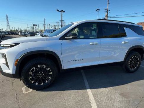 New 2026 Chevrolet Traverse Z71 w/ Enhanced Driving Package image 4