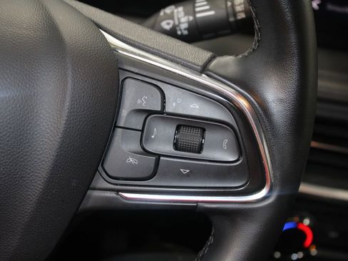 Used 2024 Buick Encore GX Sport Touring image 33