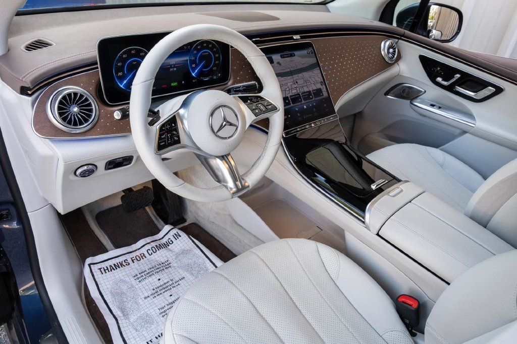 Used 2023 Mercedes-Benz EQE 350+ 4MATIC SUV image 17