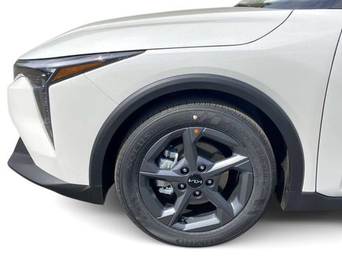 New 2026 Kia K4 FWD image 18