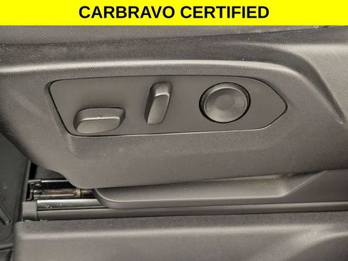 Certified 2022 Chevrolet Silverado 1500 LT AWD/4WD image 13