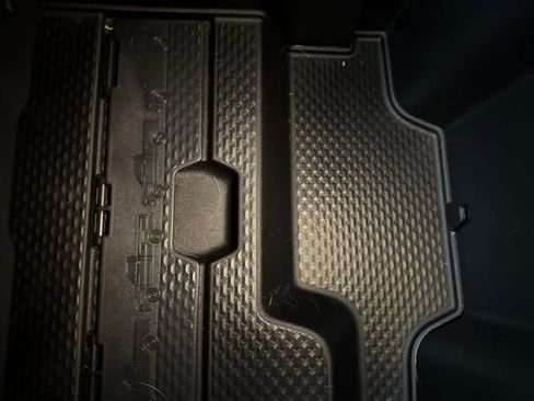 Used 2022 RAM 3500 Laramie image 32