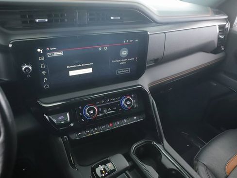 Used 2022 GMC Sierra 1500 AT4 w/ AT4 Premium Package image 26