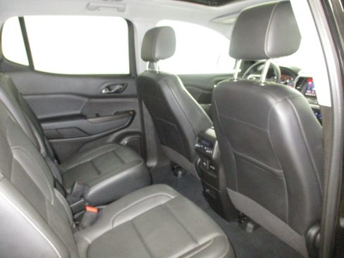 Used 2023 GMC Acadia SLT w/ Elevation Edition AWD/4WD image 16
