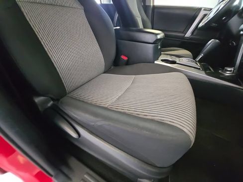 Used 2022 Toyota 4Runner SR5 AWD/4WD image 30