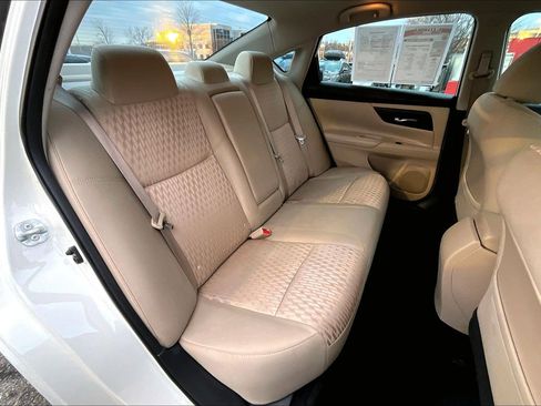 Used 2016 Nissan Altima 2.5 S w/ Power Driver Seat Package image 24