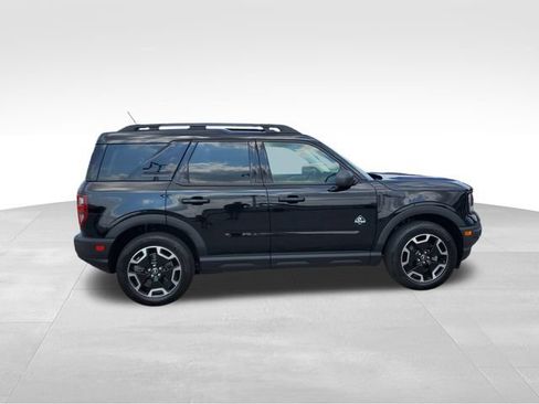 Used 2023 Ford Bronco Sport Outer Banks AWD/4WD image 3