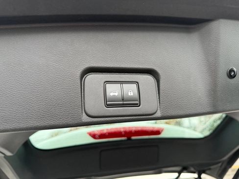 Used 2023 Nissan Rogue Platinum w/ Platinum Premium Package image 24