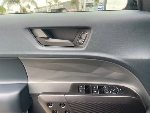 New 2025 Ford Maverick XLT w/ XLT Luxury Package image 18