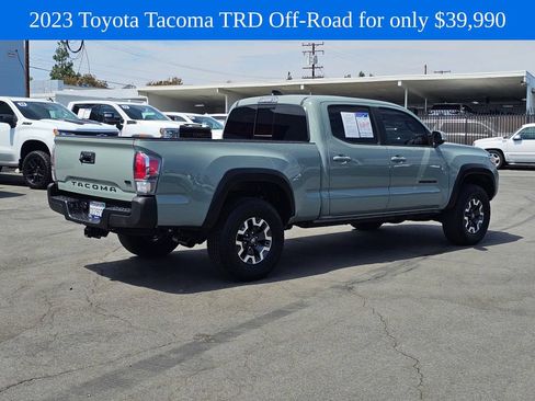 Used 2023 Toyota Tacoma TRD Off-Road w/ Black Out Package (TMS) AWD/4WD image 7