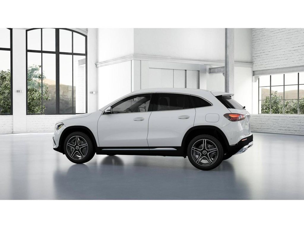 New 2026 Mercedes-Benz GLA 250 4MATIC image 32